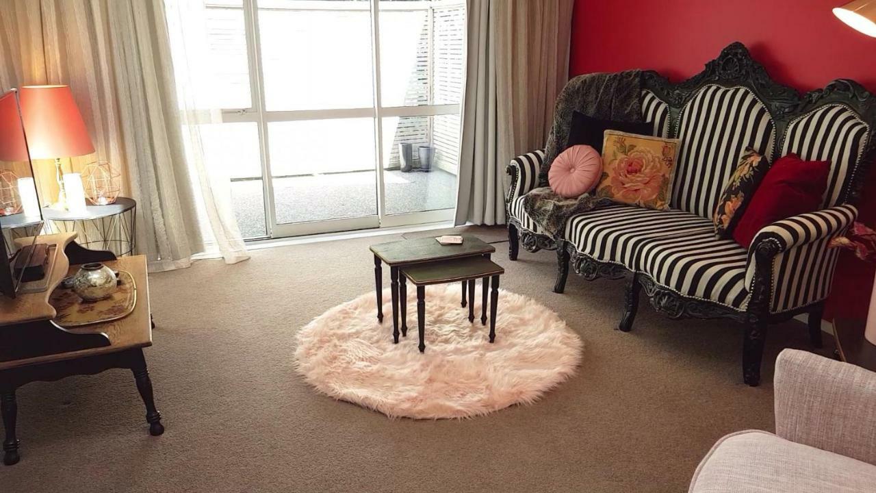 Centennial House タウポ エクステリア 写真